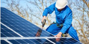 Installation Maintenance Panneaux Solaires Photovoltaïques à Laurede